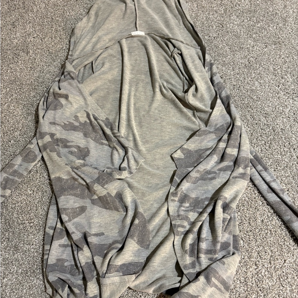 Gray Camouflage Open Cardigan